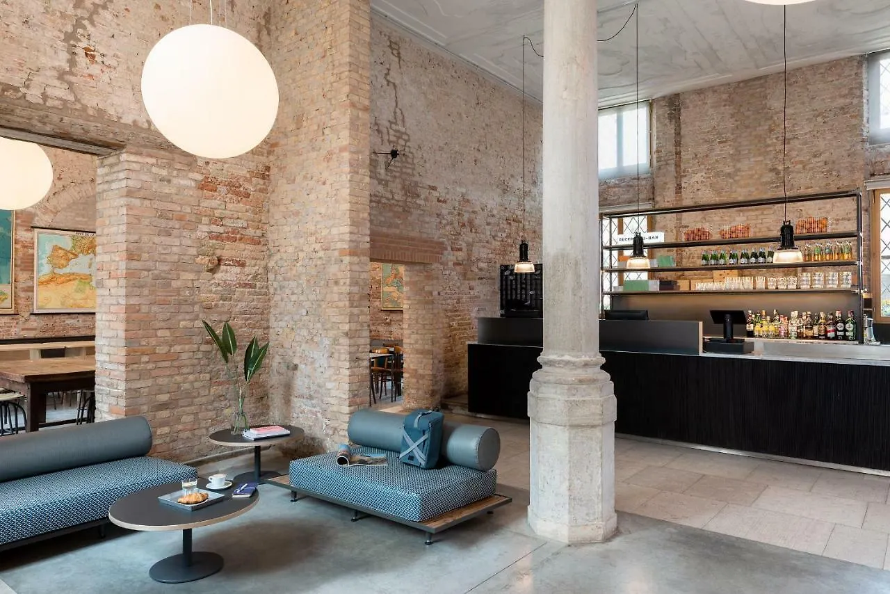 Combo Venezia Hostel Venice